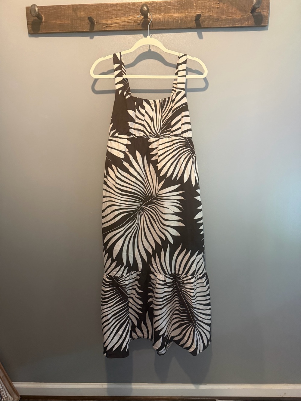 Sanctuary Brown and White Tropical Maxi Dress